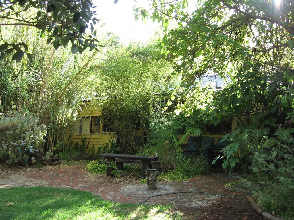 Black Cockatoo Lodge Nannup Exterior photo