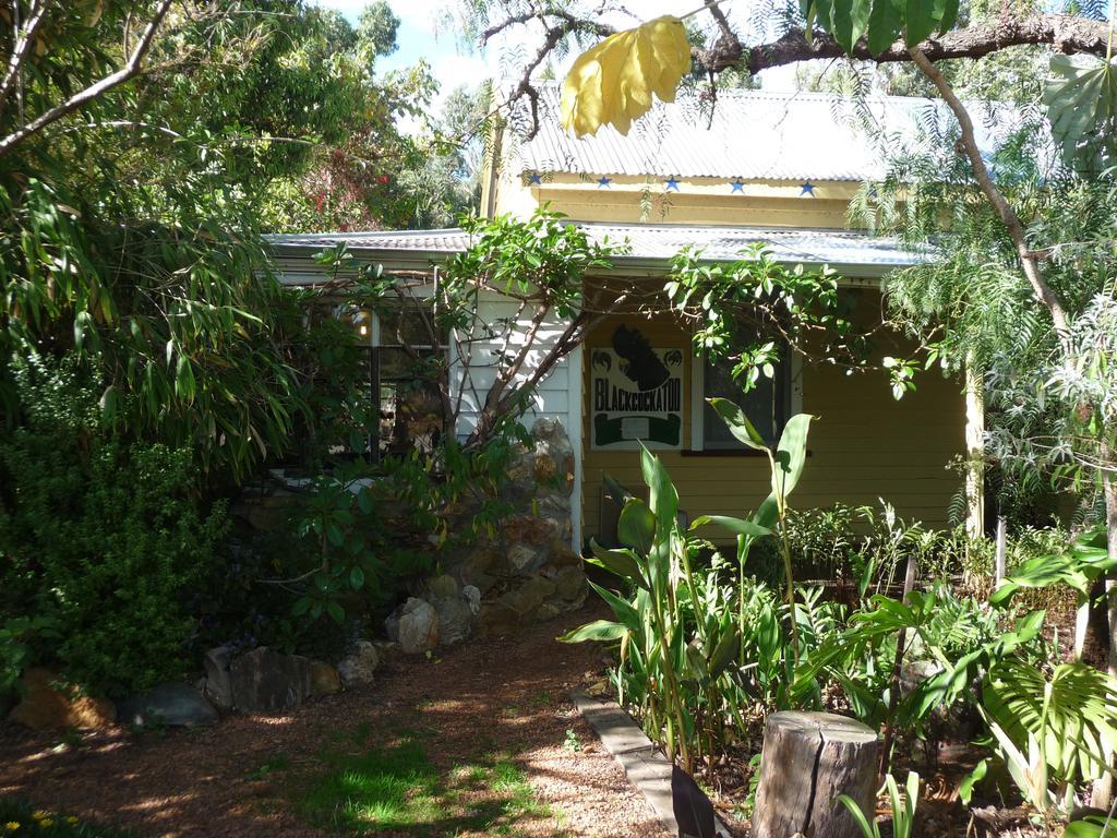 Black Cockatoo Lodge Nannup Exterior photo